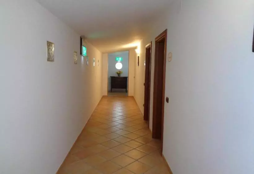 ホテル Agriturismo Le Agavi