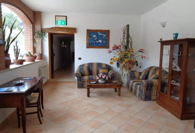 ホテル Agriturismo Le Agavi