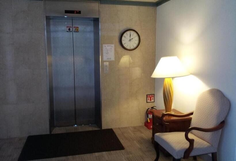 Hotel Benikea Mountain And Sea Daepo Port