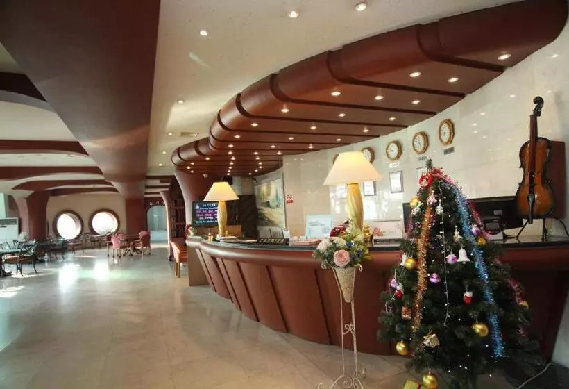 Hotel Benikea Mountain And Sea Daepo Port