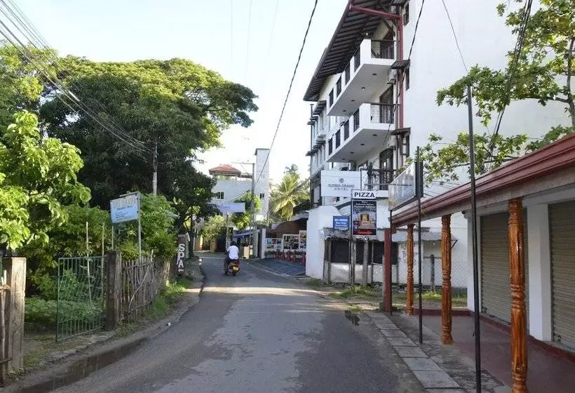 בית מלון כפרי Gloria Grand