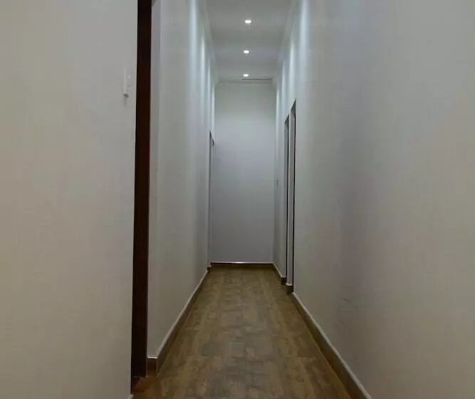 בית מלון כפרי Gloria Grand