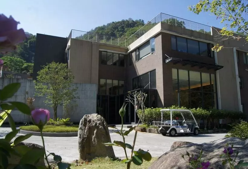 هتل Goya Spring Resort