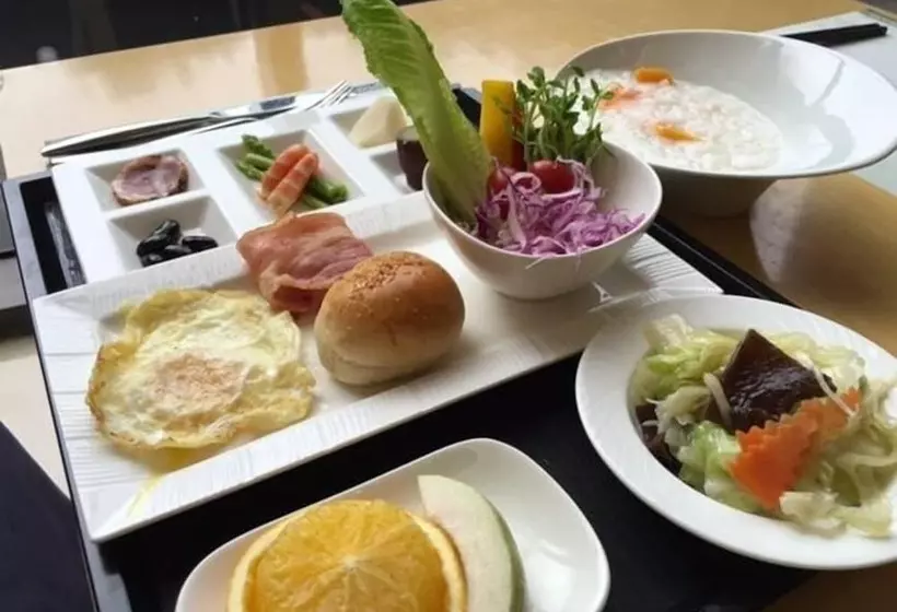 هتل Goya Spring Resort