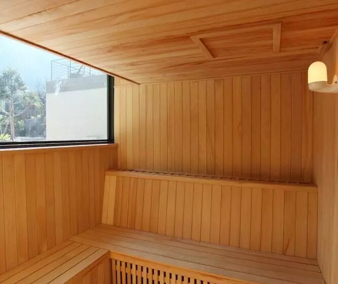 هتل Goya Spring Resort