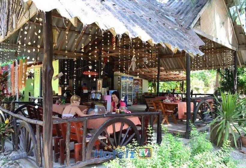 ホテル Lanta Arena Bungalow