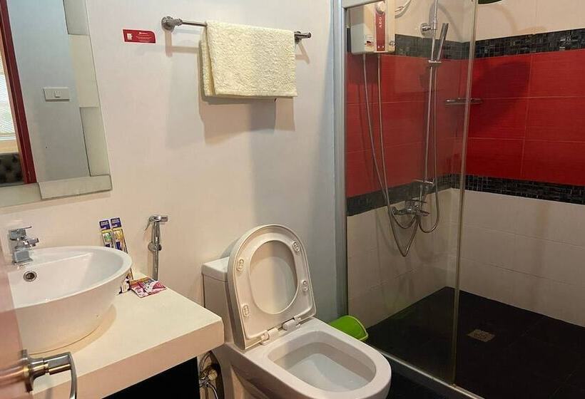 בית מלון כפרי Micasa Lodge Palawan