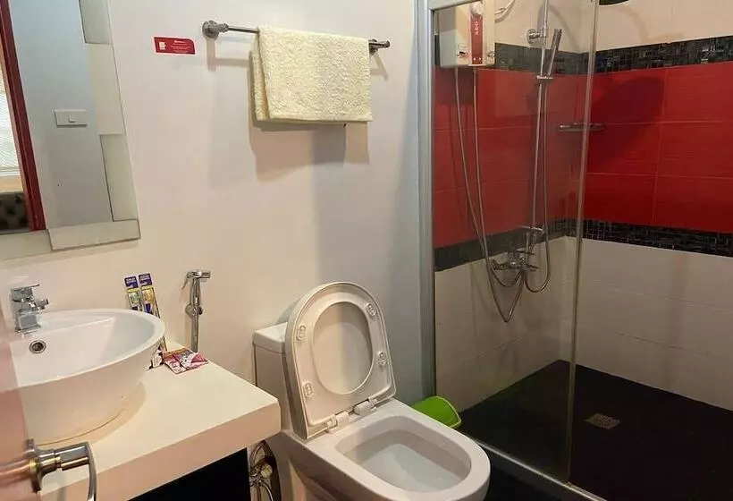 בית מלון כפרי Micasa Lodge Palawan