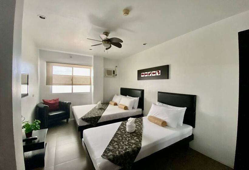 בית מלון כפרי Micasa Lodge Palawan