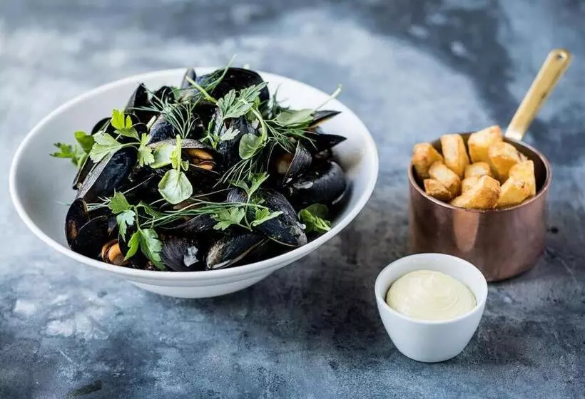 Hotel Molskroen Strand