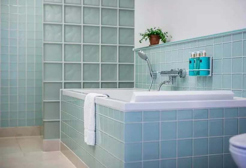 Hotel Molskroen Strand