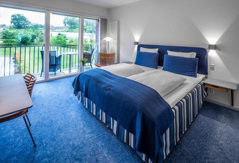 בית מלון כפרי Molskroen Strand