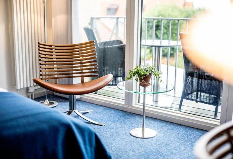 בית מלון כפרי Molskroen Strand