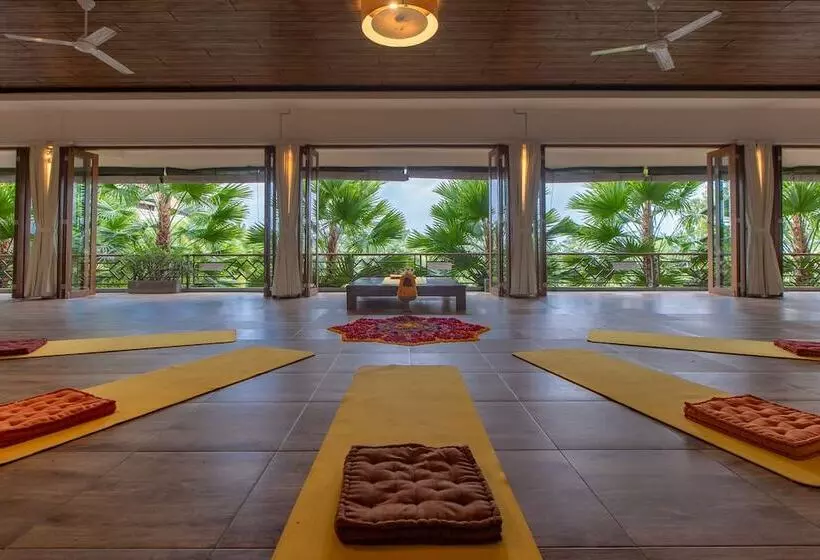 호텔 Om Ham Retreat And Resort