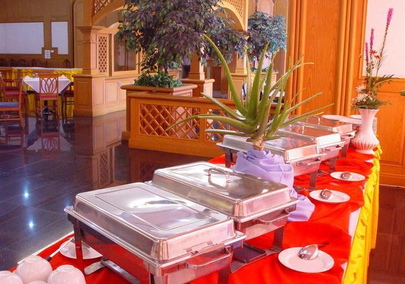 호텔 Pathum Thani Place