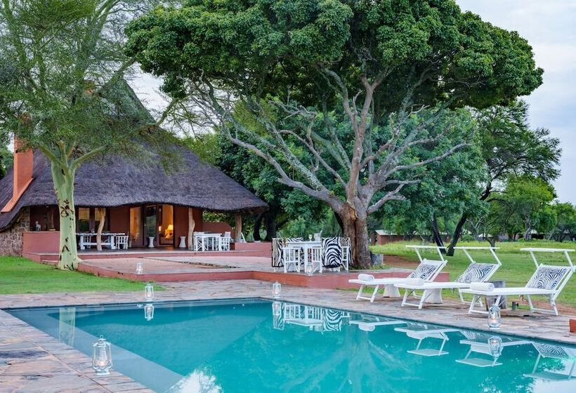 בית מלון כפרי Zebras Crossing