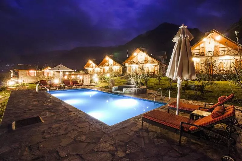 Larisa Resort Manali