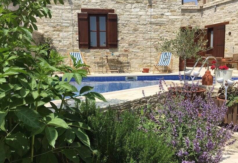 Palatakia Adults Only