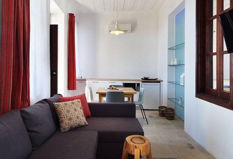 Palatakia Adults Only