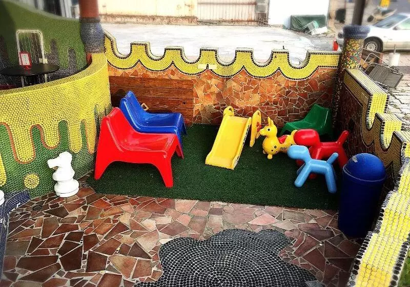 پانسیون Mini Summer