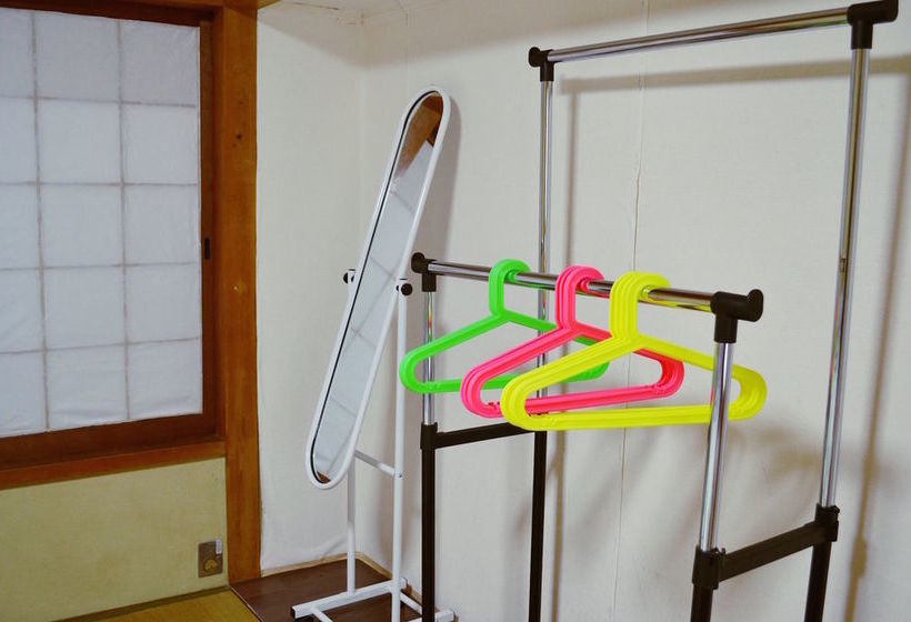 הוסטל Guest House Social House