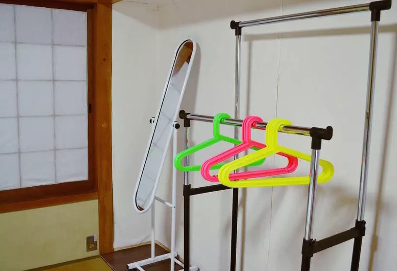 הוסטל Guest House Social House