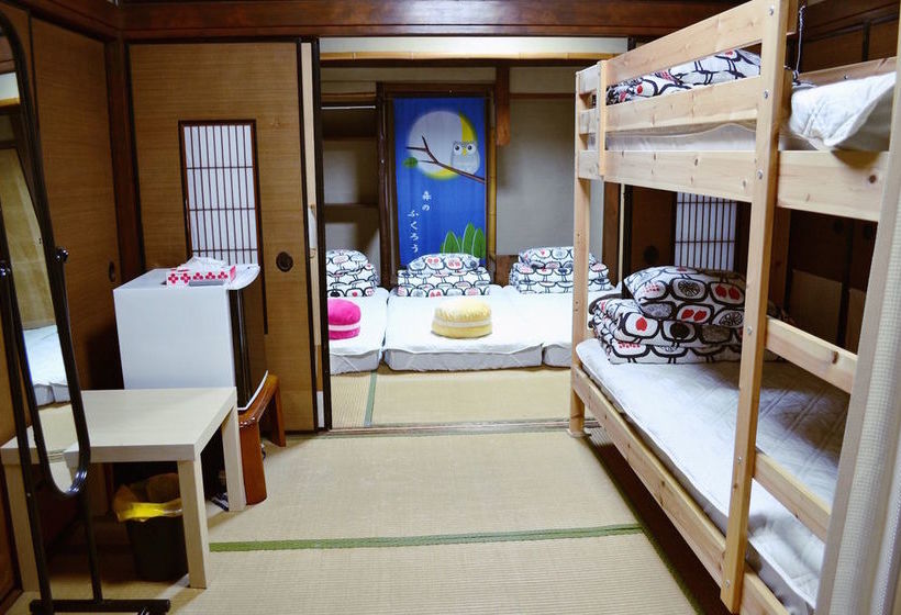 הוסטל Guest House Social House