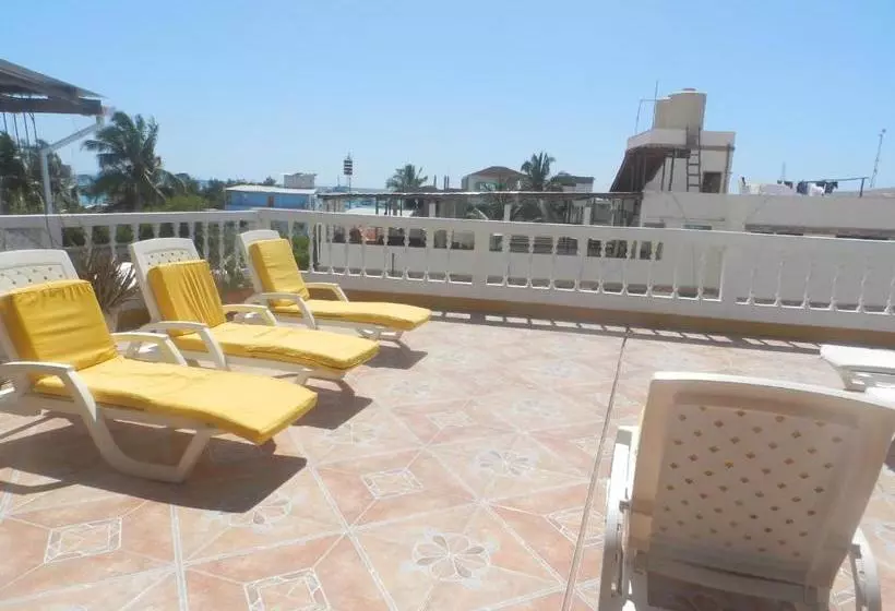 הוסטל Hostal Gardner Galapagos