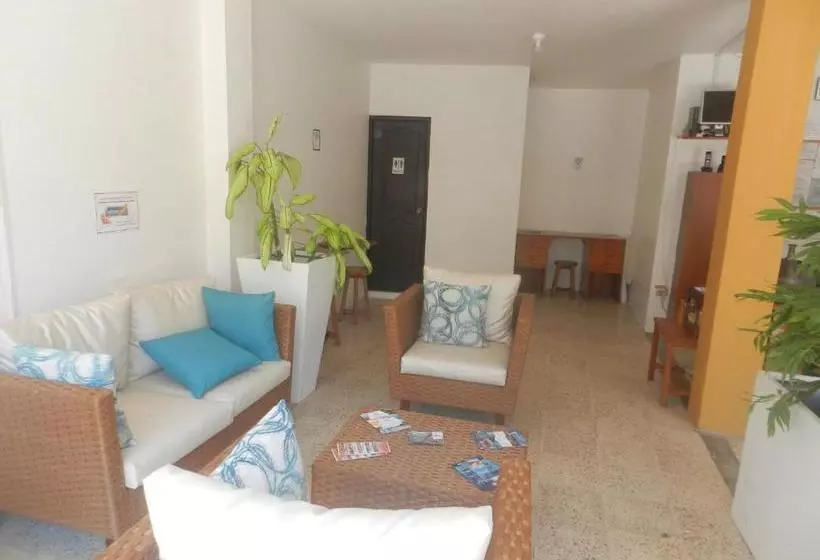 הוסטל Hostal Gardner Galapagos