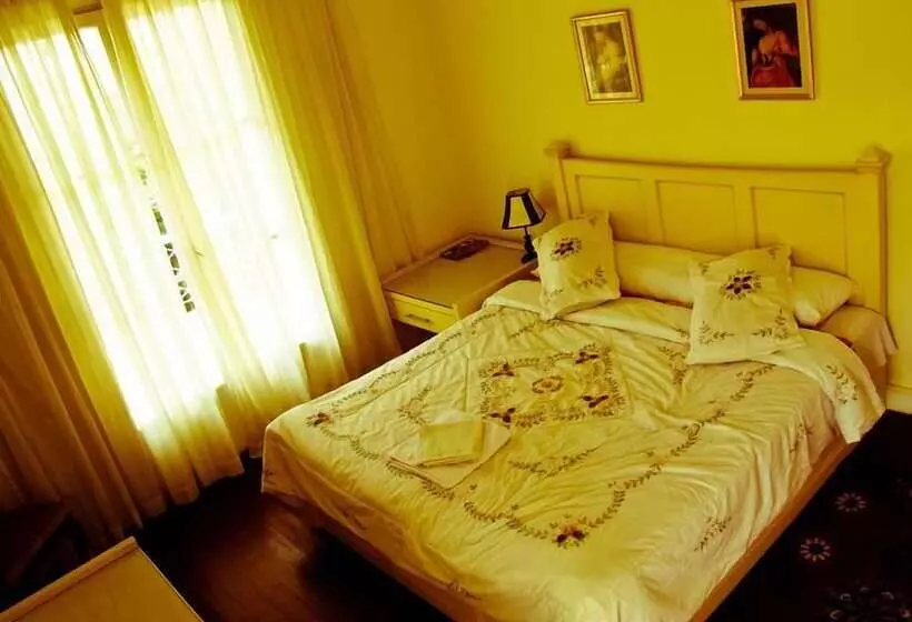 هتل Alexander The Great