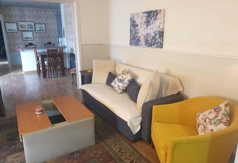 هتل Alexander The Great