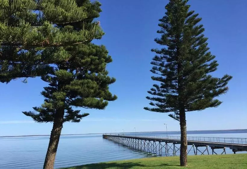 هتل Ceduna Motor Inn