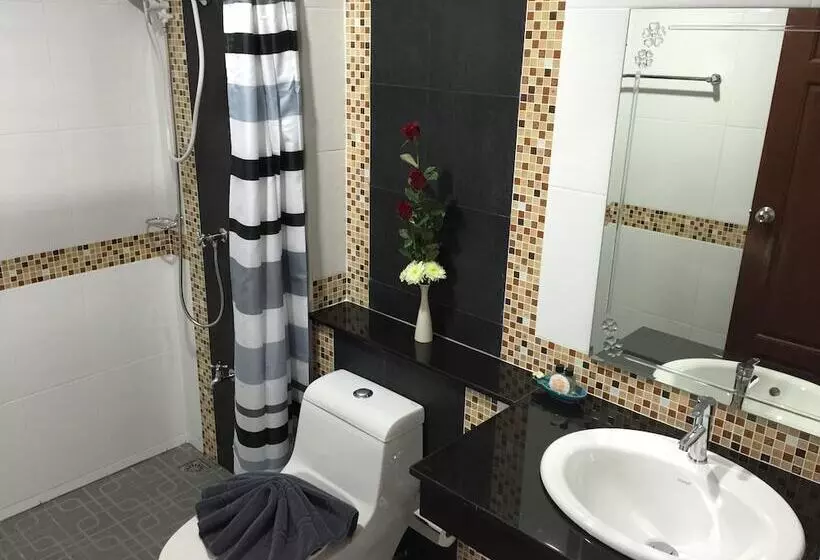 호텔 Chic N Chill Bed & Breakfast