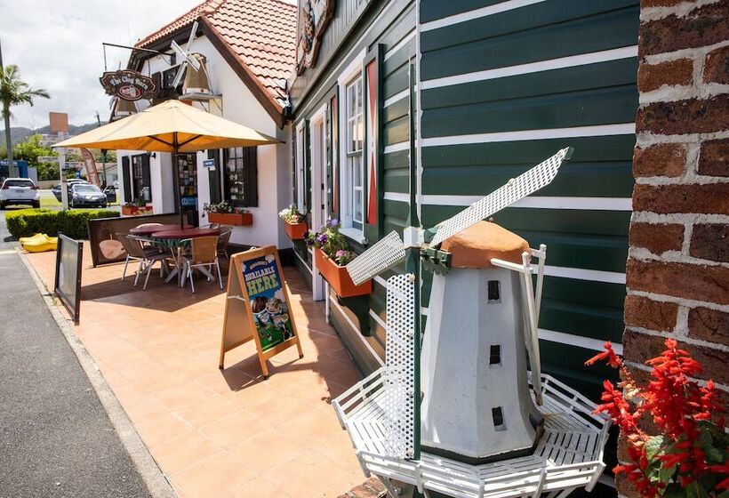 Hotel Clog Barn Caravan Park