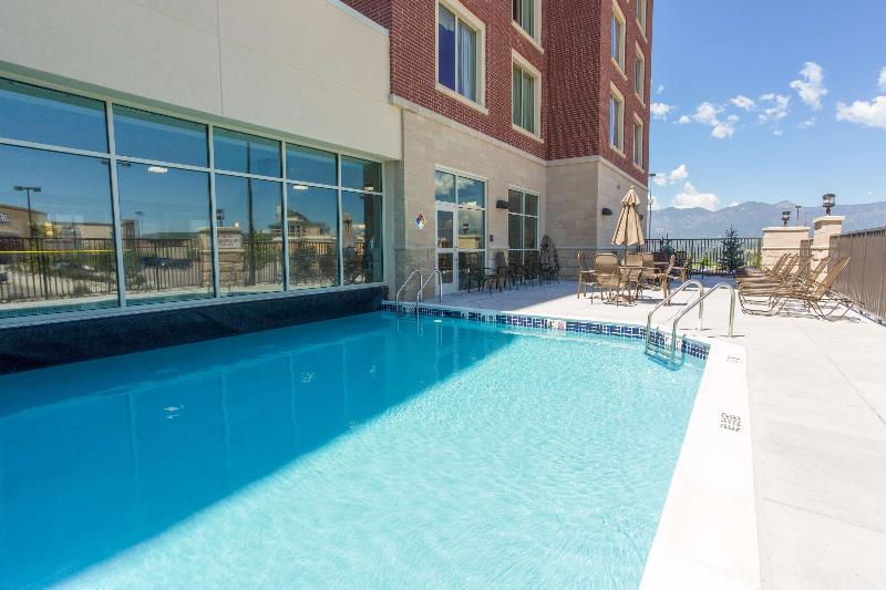ホテル Drury Inn & Suites Colorado Springs Near The Air Force Academy