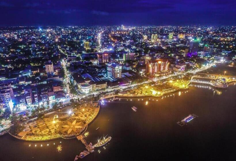 Grand Palace Hotel Makassar