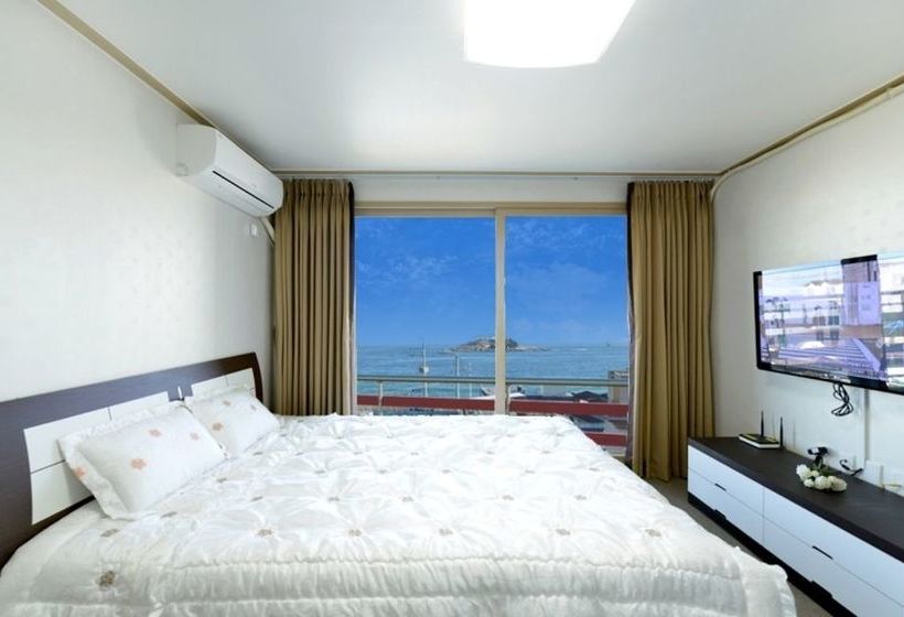 בית מלון כפרי Sokcho Hj House Pension