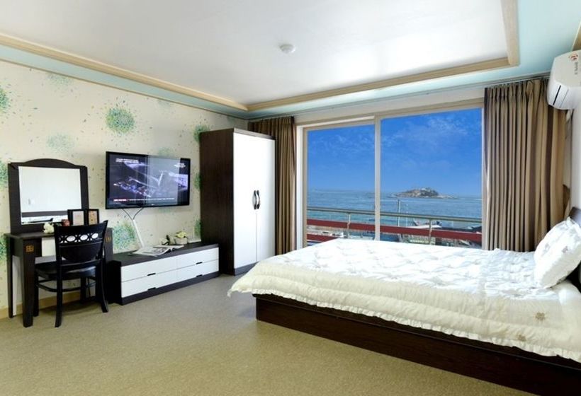 בית מלון כפרי Sokcho Hj House Pension