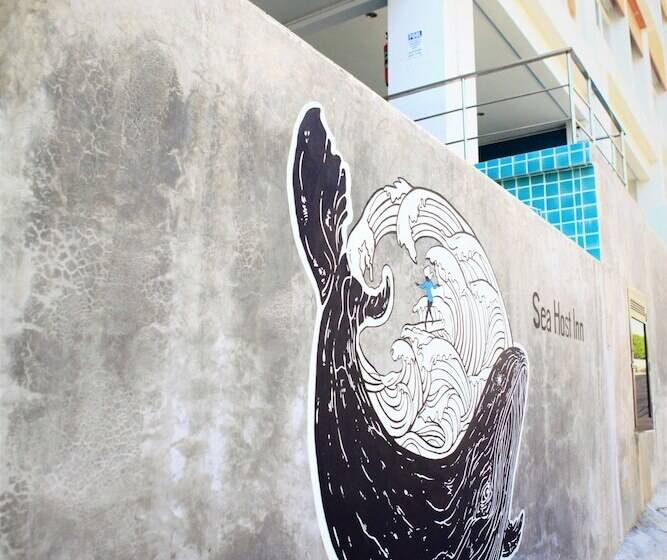 هتل Kata Sea Host