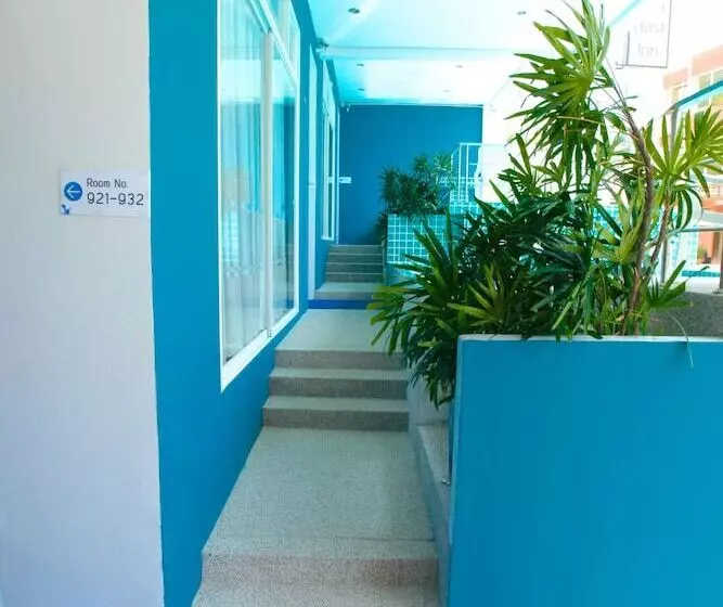 호텔 Kata Sea Host