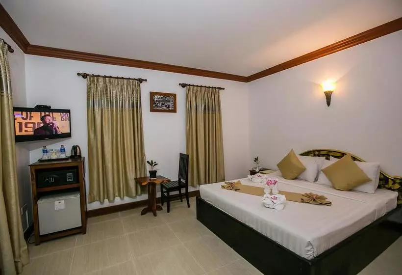 هتل Kingfisher Angkor