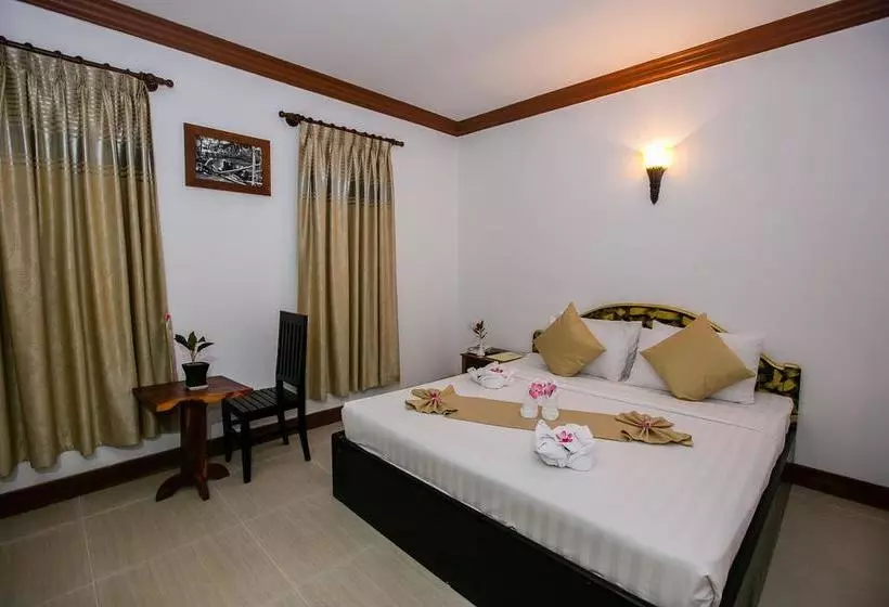 هتل Kingfisher Angkor