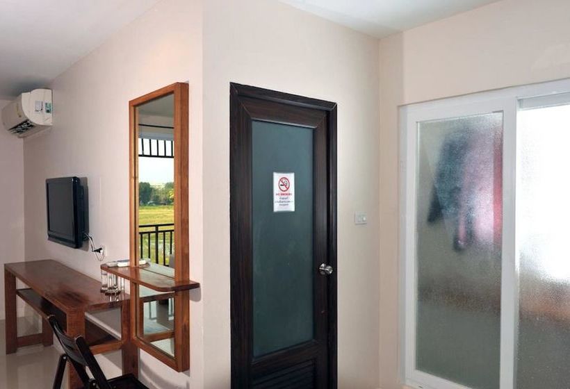 Отель Loei Pavilion Resort