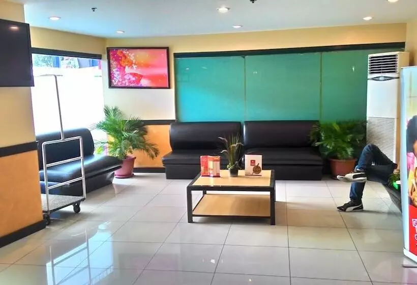 ホテル Sogo Edsa Cubao