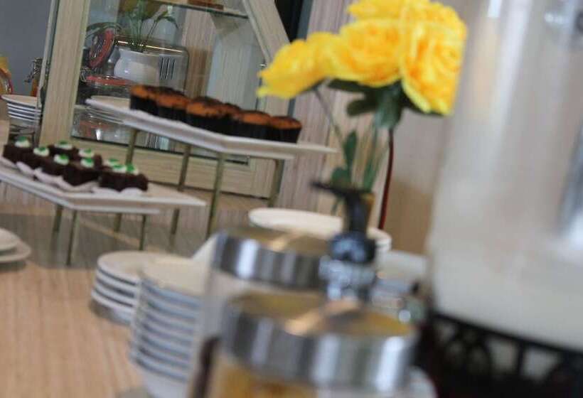 Zamzam Hotel And Resort