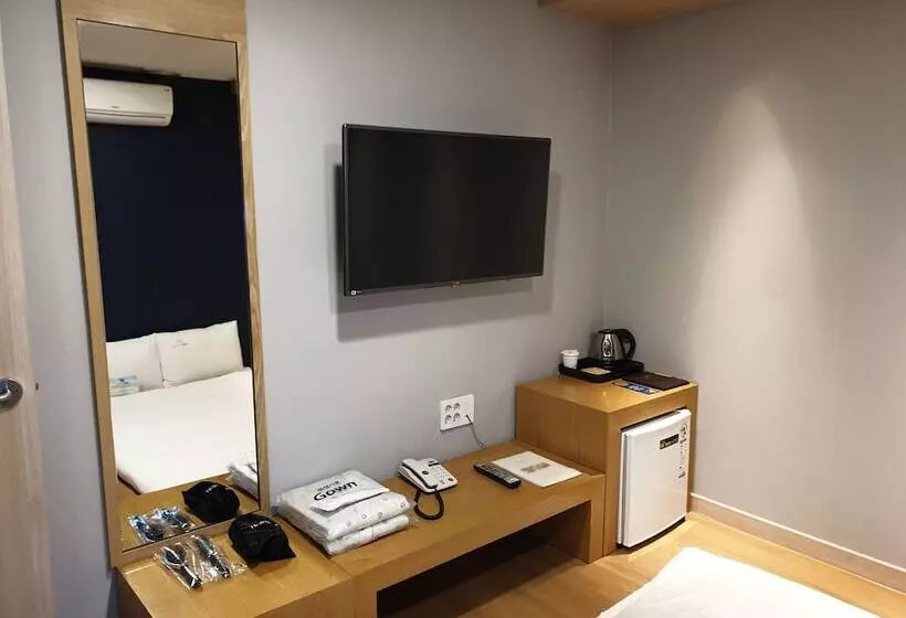 Motel Mini Hotel 141