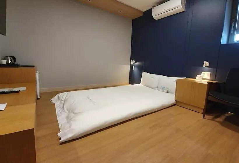 Motel Mini Hotel 141