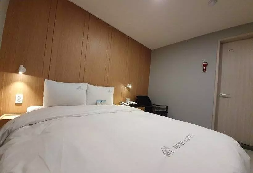 Motel Mini Hotel 141