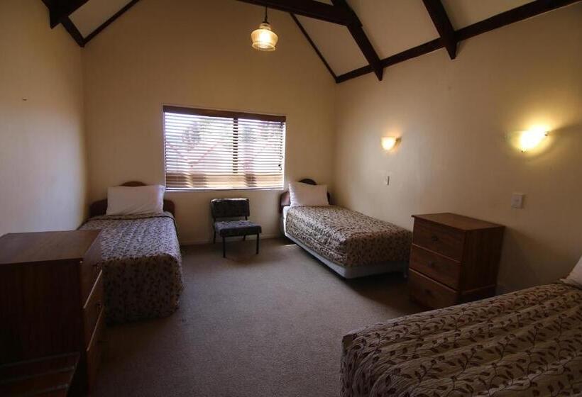 Motel Apex On Fenton