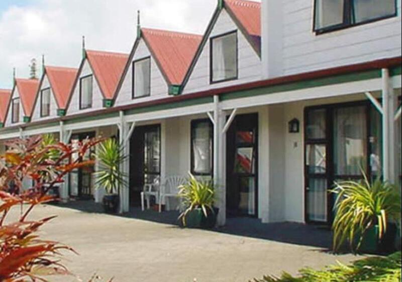 Motel Apex On Fenton